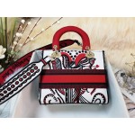 DIOR MEDIUM LADY D-LITE BAG Latte Multicolor Cupidon Embroidery