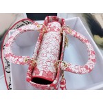 DIOR MEDIUM LADY D-LITE BAG Red and White D-Royaume d'Amour Embroidery