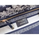 DIOR MEDIUM LADY D-LITE BAG Blue Toile de Jouy Reverse Embroidery