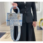 DIOR MEDIUM LADY D-LITE BAG Cornflower Blue Toile de Jouy Embroidery