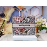 DIOR LARGE BOOK TOTE Multicolor La Force Embroidery