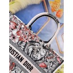 DIOR LARGE BOOK TOTE Multicolor La Force Embroidery