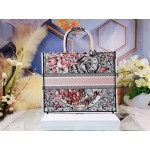 DIOR LARGE BOOK TOTE Multicolor La Force Embroidery