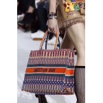 DIOR LARGE BOOK TOTE Multicolor Orange