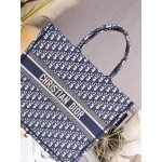 DIOR LARGE BOOK TOTE Blue Dior Oblique Embroidery