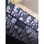 DIOR LARGE BOOK TOTE Blue Dior Oblique Embroidery