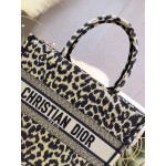 DIOR MEDIUM BOOK TOTE Beige Multicolor Mizza Embroidery