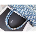 DIOR MEDIUM BOOK TOTE Cornflower Blue Dior Oblique Embroidery