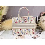 DIOR MEDIUM BOOK TOTE Beige Multicolor Hibiscus Printed Embroidery