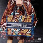 DIOR MEDIUM BOOK TOTE Blue Multicolor Paisley Embroidery